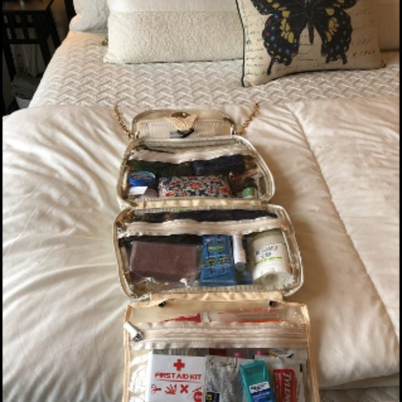 Cream Cosmetic Travel Bag Purse Sophisticated and Strongly Stylish Organization - Picture 1 of 4